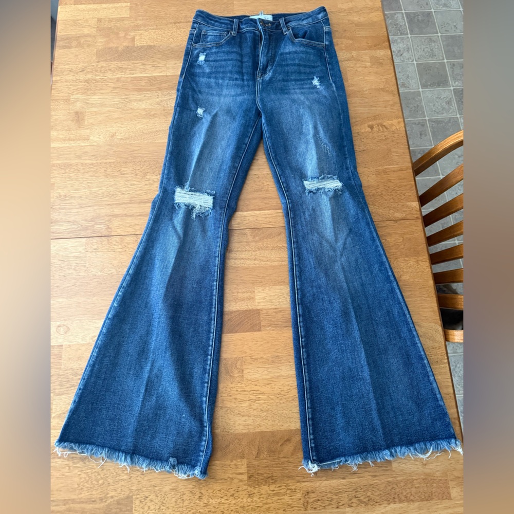 Trendy Flare Distressed Jeans